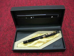 深圳市樂億佳文具 一站式文具生活用品零售專家